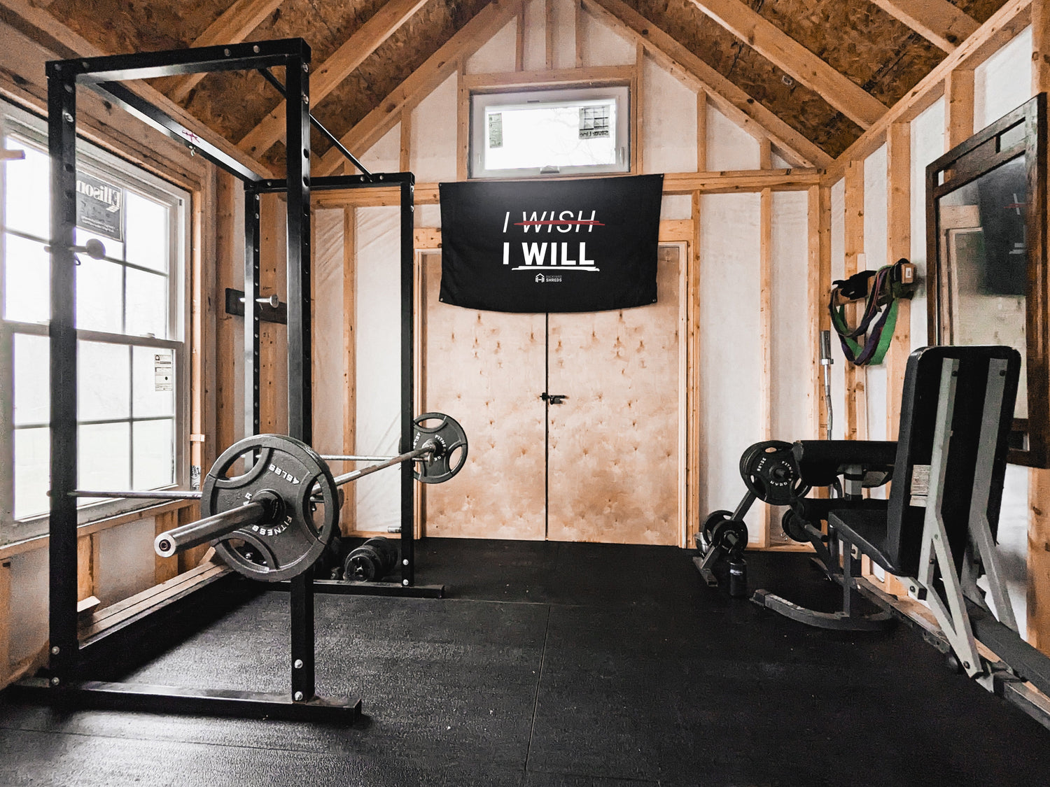 006 - Gym Decor